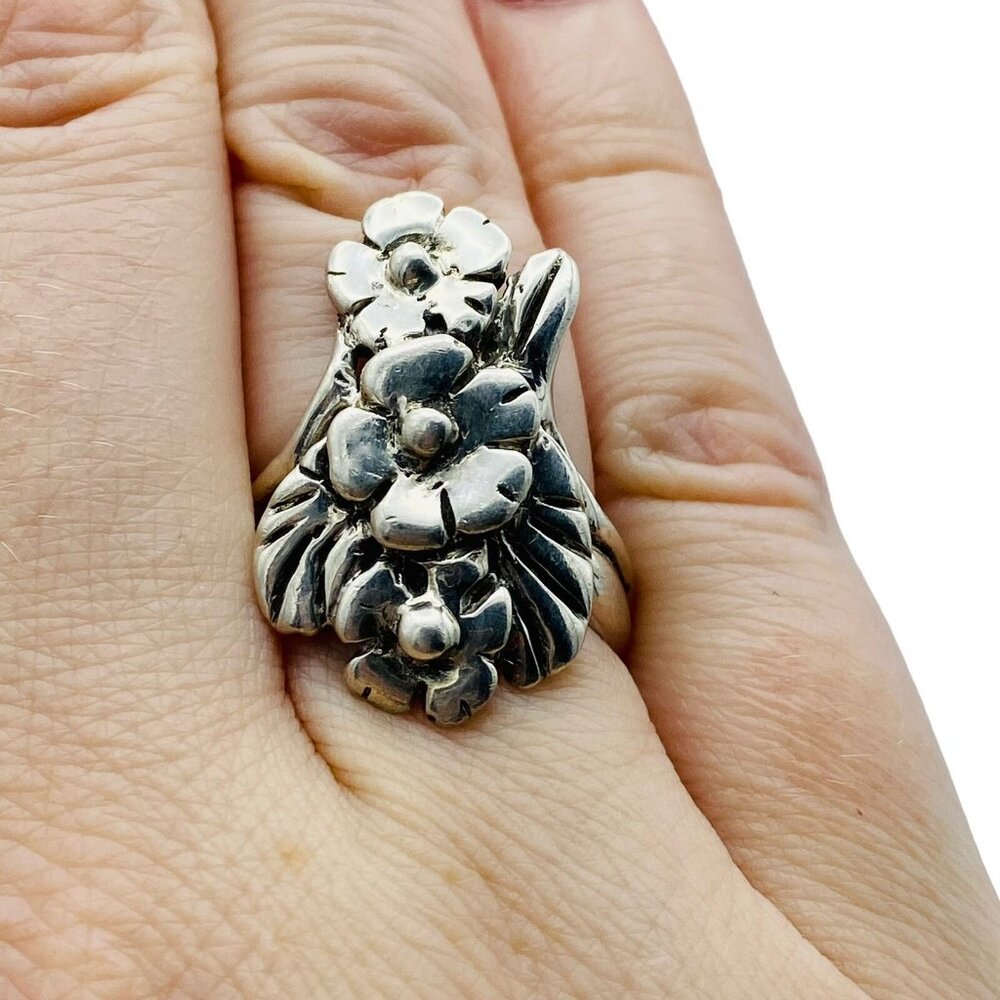 Vintage Sterling Silver Flower Floral Mold Ring Size 7 8.2 Grams Ornate Statemen
